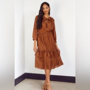 Current Air Tie Neck Tiered Midi Dress size medium